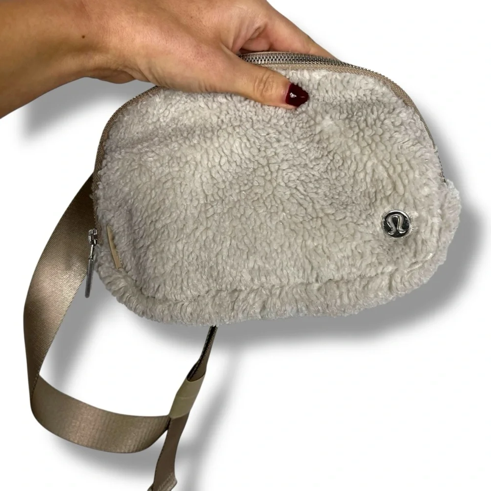 Lululemon Everywhere Fleece Belt Bag In Natural Ivory/ Trench Fanny Pack